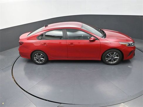 Used 2024 Kia Forte LXS image 26