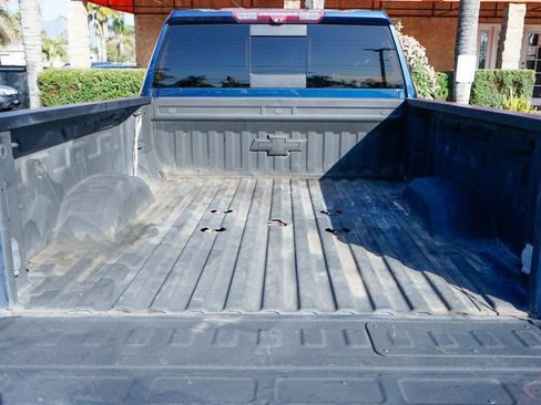 Used 2020 Chevrolet Silverado 2500 LTZ w/ LTZ Premium Package AWD/4WD image 8