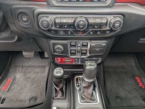 Used 2021 Jeep Wrangler Unlimited Rubicon image 26