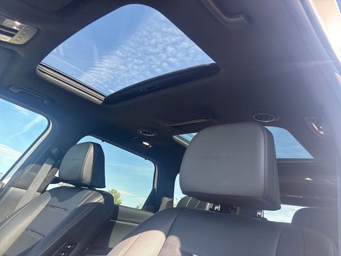 Used 2026 Hyundai Palisade Calligraphy AWD/4WD image 33