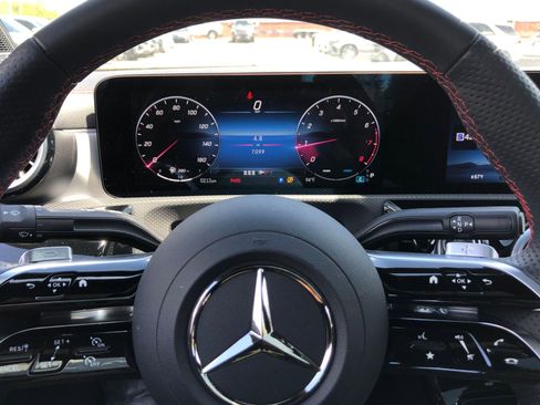 New 2025 Mercedes-Benz CLA 250 4MATIC image 19