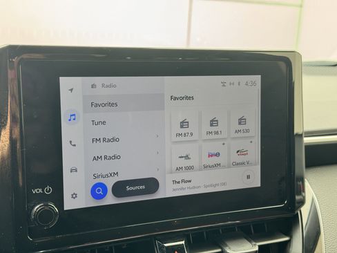 Used 2024 Toyota Corolla SE image 19