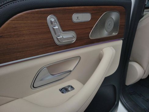 Certified 2026 Mercedes-Benz GLS 580 4MATIC image 29