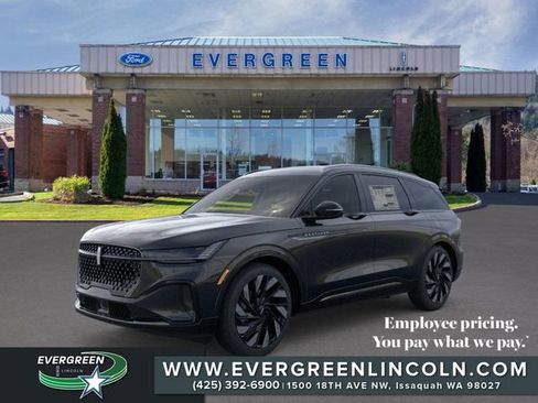 New 2026 Lincoln Nautilus Reserve w/ Jet Appearance Package AWD/4WD image 1