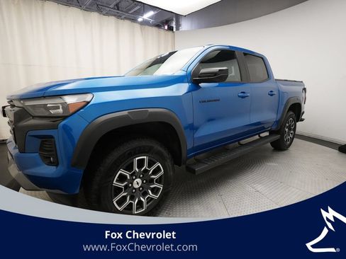 Used 2024 Chevrolet Colorado Z71 w/ Z71 Convenience Package 2 AWD/4WD image 1