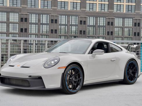 Certified 2024 Porsche 911 GT3 image 1