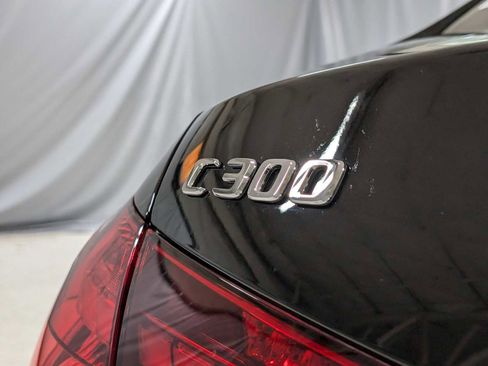 Used 2025 Mercedes-Benz C 300 4MATIC Sedan image 16