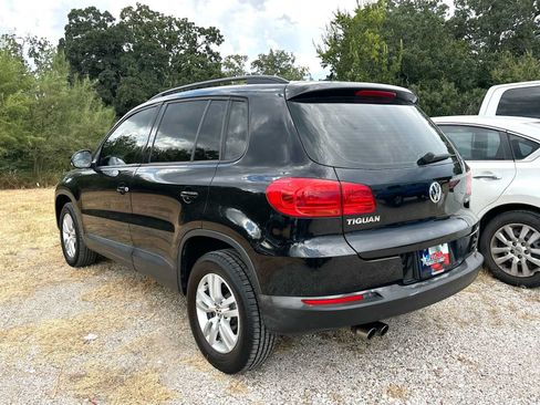 Used 2016 Volkswagen Tiguan S FWD image 4