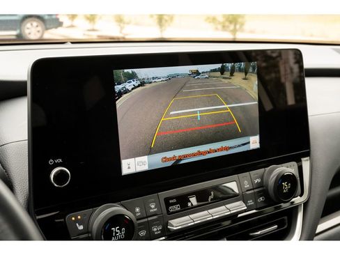 Used 2025 Toyota Grand Highlander FWD image 25