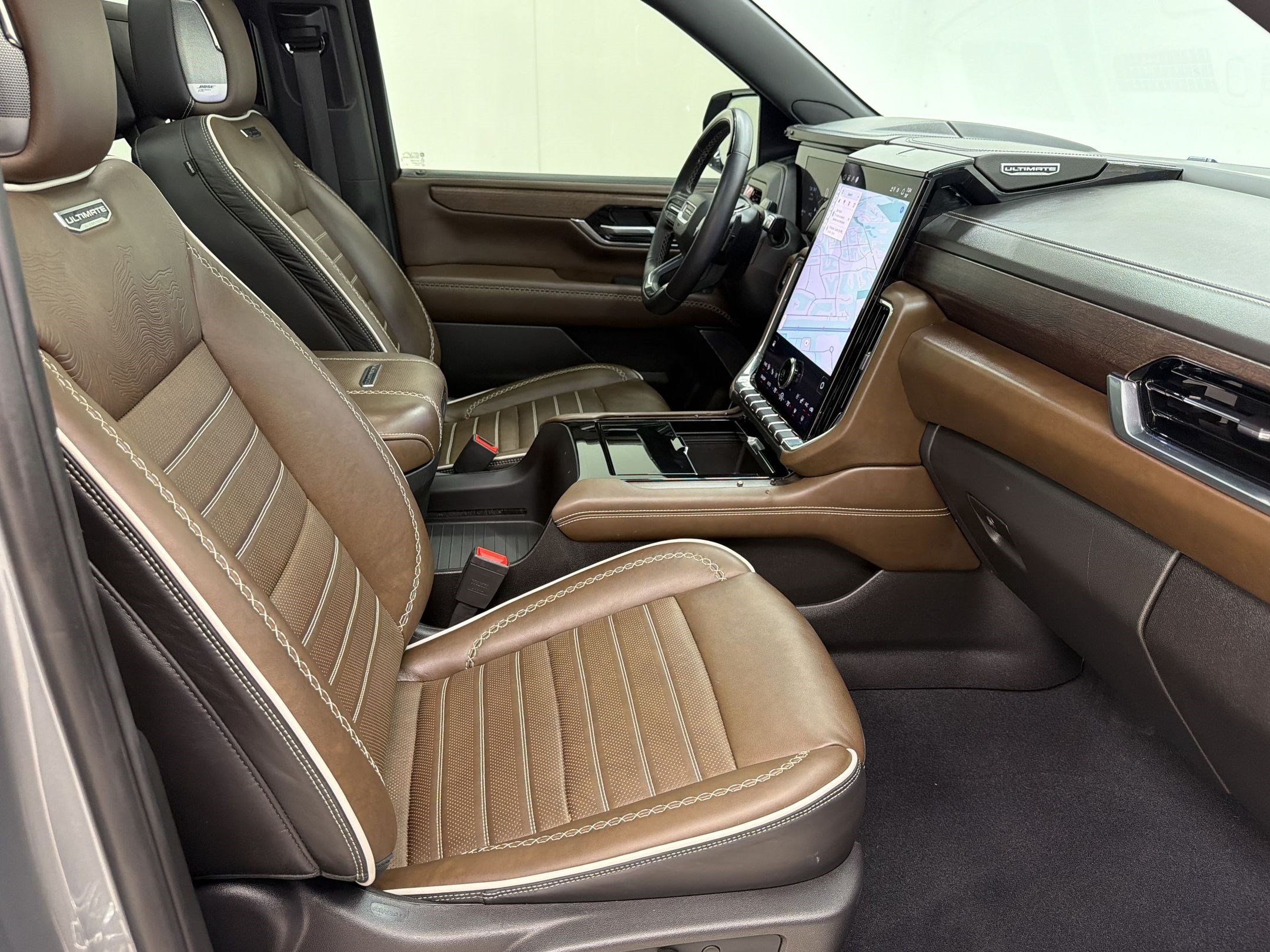 Used 2026 GMC Yukon Denali Ultimate AWD/4WD image 26