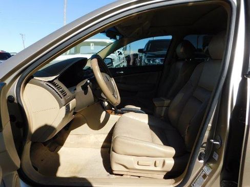 Used 2004 Honda Accord EX image 10