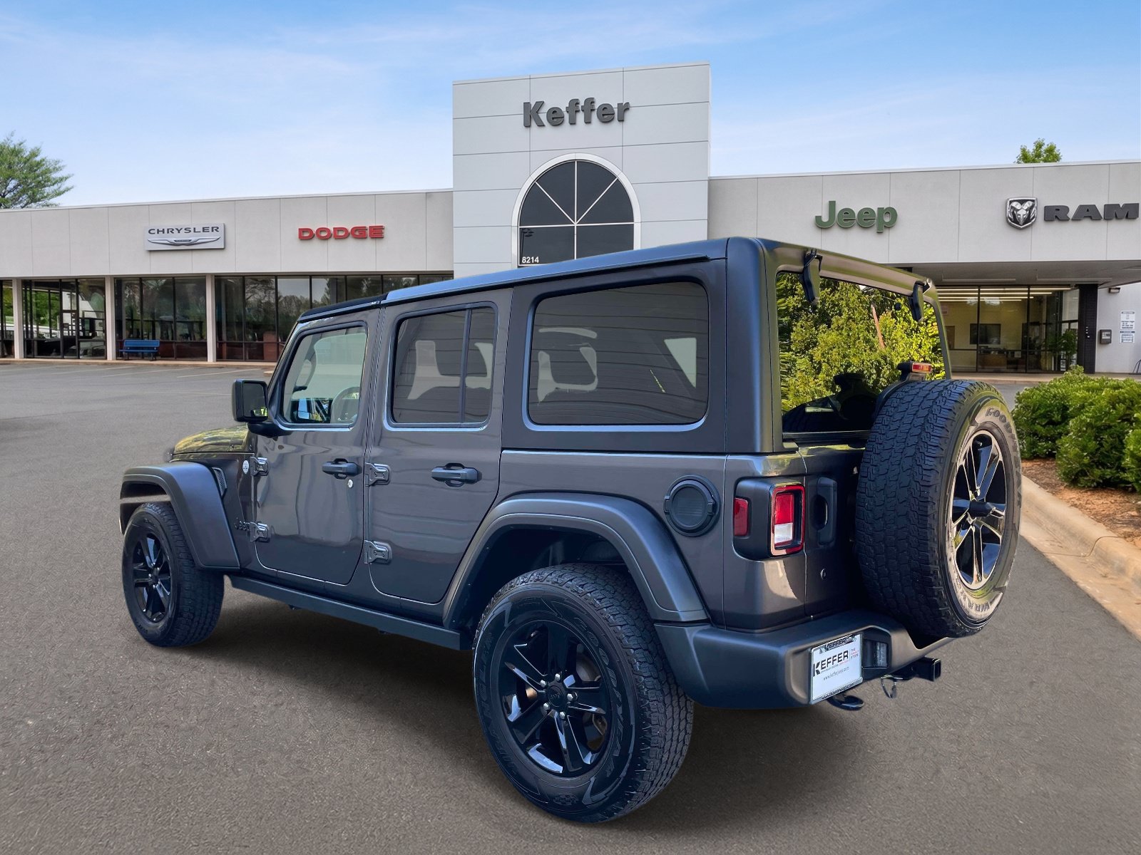 Used 2019 Jeep Wrangler Unlimited Sport AWD/4WD image 4
