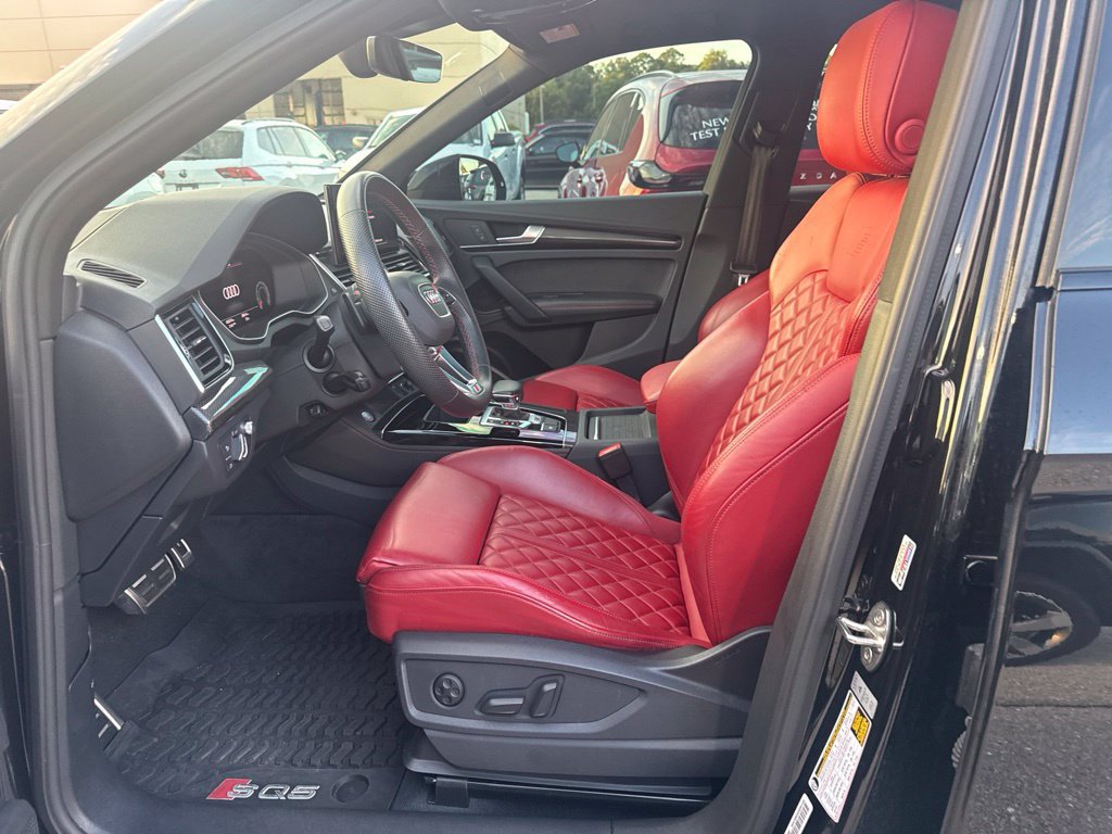 Used 2023 Audi SQ5 Prestige AWD/4WD image 6