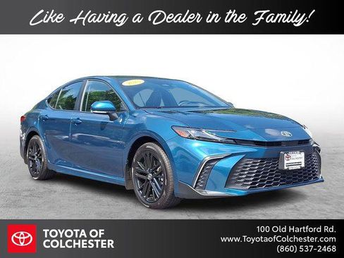 Certified 2025 Toyota Camry SE w/ Convenience Package AWD/4WD image 1