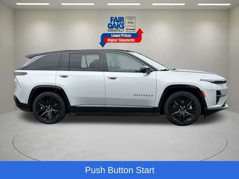 Used 2024 Jeep Wagoneer Launch Edition AWD/4WD image 6