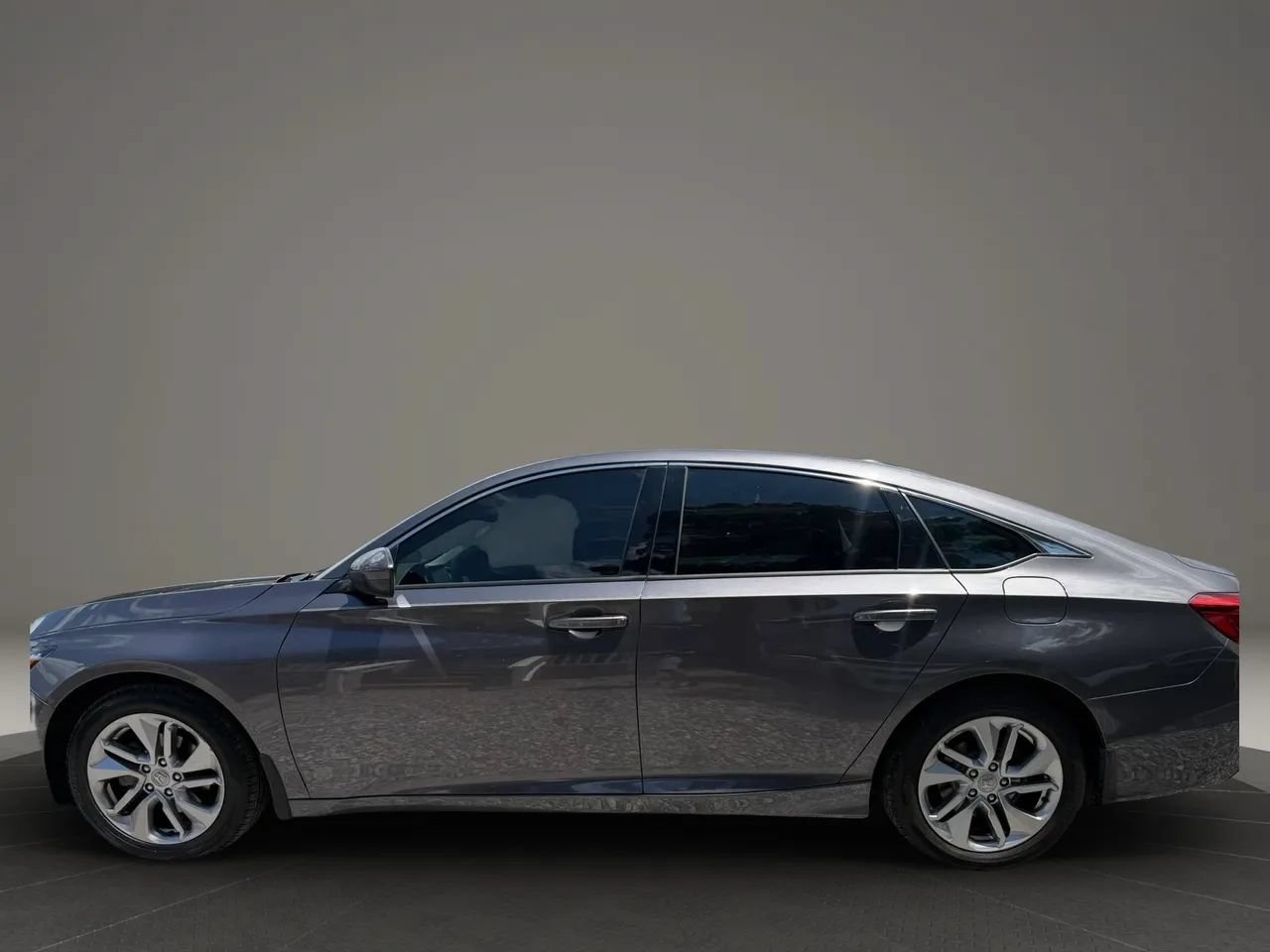 Used 2019 Honda Accord LX image 8
