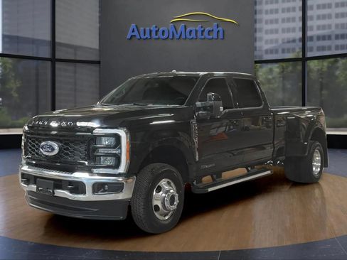 Used 2025 Ford F350 Lariat AWD/4WD image 4