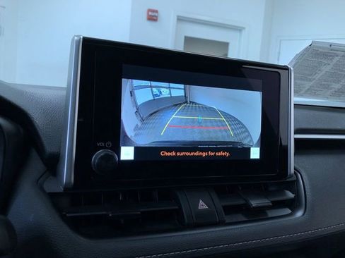 Certified 2025 Toyota RAV4 XLE w/ Convenience Package AWD/4WD image 27