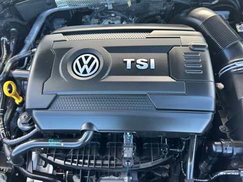 Certified 2025 Volkswagen Jetta GLI Autobahn FWD image 21