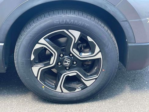 Used 2018 Honda CR-V Touring image 4