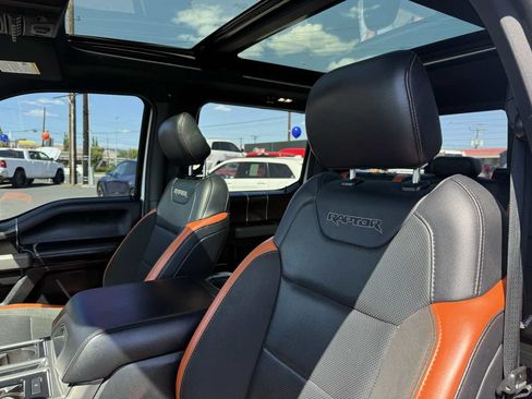 Used 2018 Ford F150 Raptor w/ Equipment Group 802A Luxury AWD/4WD image 10