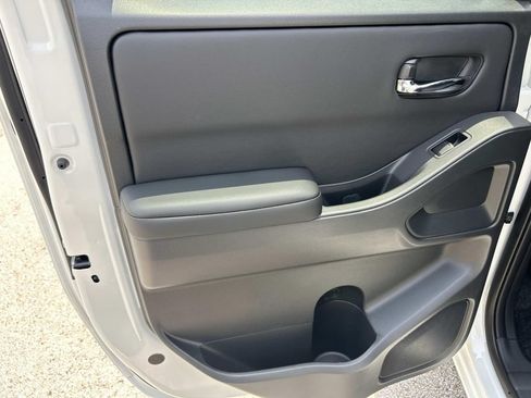 New 2026 Nissan Frontier SV w/ SV Convenience Package RWD image 21