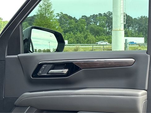 New 2026 Chevrolet Tahoe LS w/ LPO, Dark Essentials Package RWD image 18