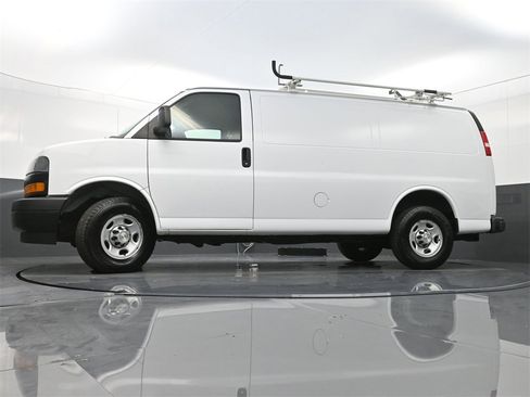 Used 2020 Chevrolet Express 2500 Work Van w/ Driver Convenience Package image 24