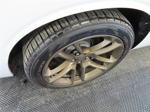 Used 2022 Dodge Challenger SRT Hellcat w/ Plus Package image 8