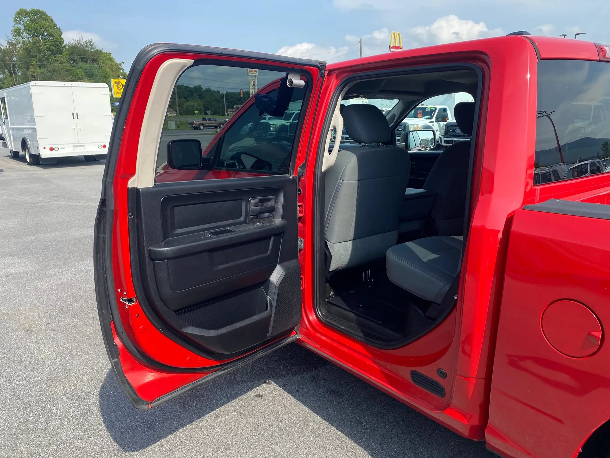 Used 2016 RAM 1500 Tradesman w/ Popular Equipment Group AWD/4WD image 21