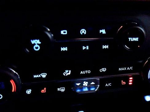 Used 2024 Ford Bronco Outer Banks image 22