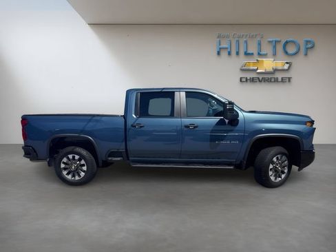 Used 2025 Chevrolet Silverado 2500 Custom w/ Snow Plow Prep/Camper Package AWD/4WD image 4