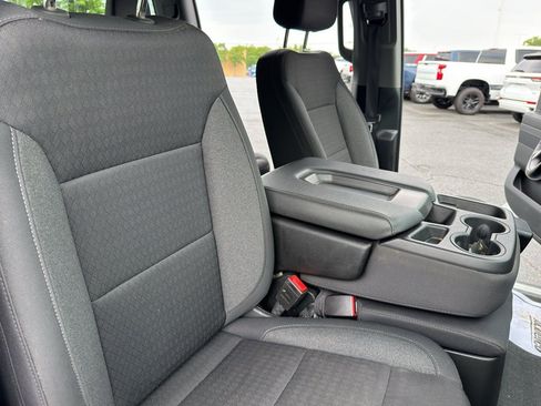 Used 2025 Chevrolet Silverado 2500 LT AWD/4WD image 30