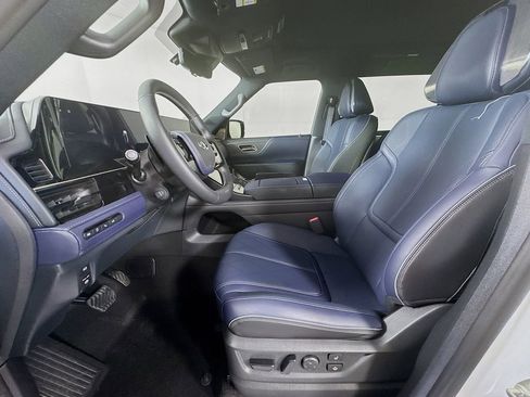 New 2026 INFINITI QX80 4WD w/ Sport Exterior Package image 24