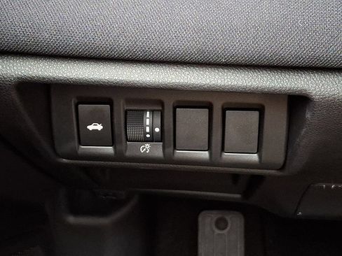 Used 2025 Subaru Legacy Premium AWD/4WD image 23