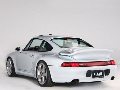 Used 1997 Porsche 911 Carrera image 10