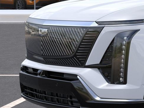 New 2027 Cadillac Vistiq Premium Luxury w/ LPO, Floor Liner Package AWD/4WD image 13