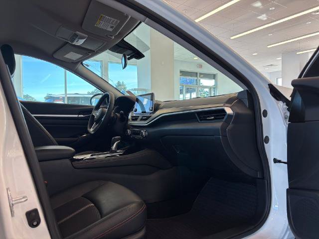 Certified 2025 Nissan Altima 2.5 SR AWD/4WD image 25