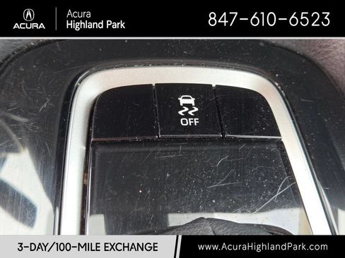 Used 2025 Toyota Corolla LE FWD image 25