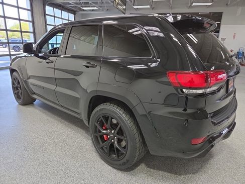 Used 2020 Jeep Grand Cherokee SRT AWD/4WD image 4