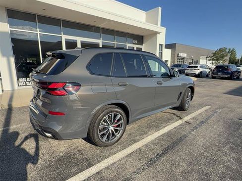 Used 2025 BMW X5 xDrive40i w/ Executive Package AWD/4WD image 4