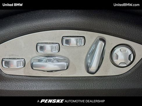 Used 2018 Porsche Macan Turbo image 4