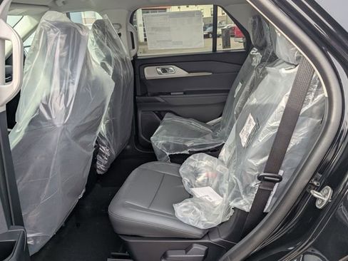 New 2026 Ford Explorer Active w/ Active Comfort Package image 9