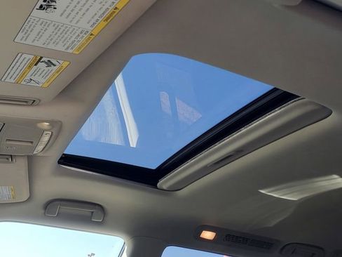 Used 2020 Nissan Armada Platinum w/ Captain's Chairs Package image 32