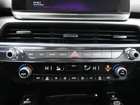 Used 2022 Kia Telluride S image 21