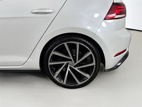 Used 2019 Volkswagen Golf R 4-Door image 31