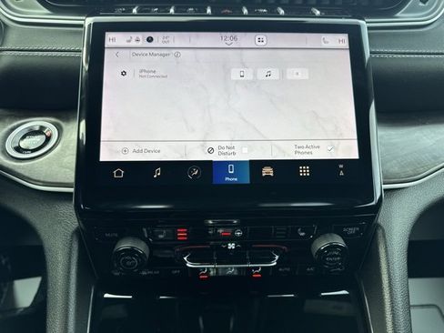 Certified 2024 Jeep Grand Cherokee Limited image 22