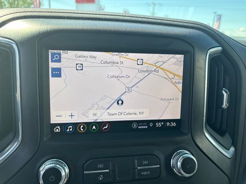 Used 2022 GMC Sierra 2500 AT4 w/ AT4 Preferred Package AWD/4WD image 17