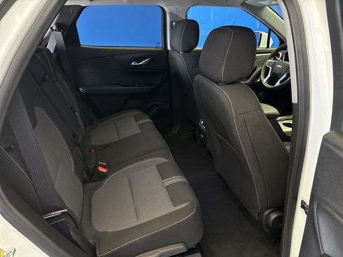 Used 2024 Chevrolet Blazer LT w/ Convenience Package FWD image 25