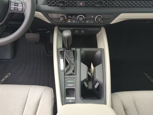 Certified 2025 Honda Accord LX image 16
